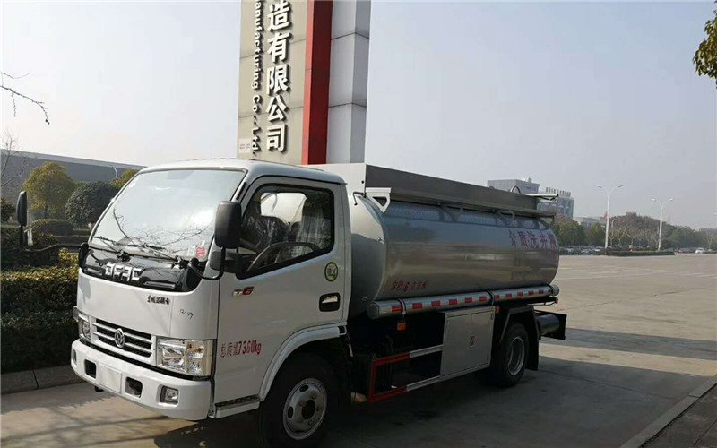 5噸普貨供液車(chē)發(fā)往江蘇張家港落戶(hù)